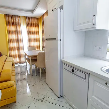 Villa Yellow